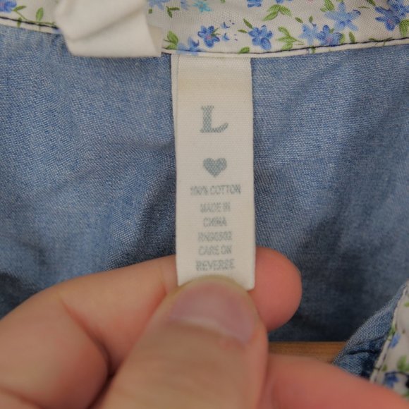 Girl Krazy Denim Shirt - Picture 3 of 6